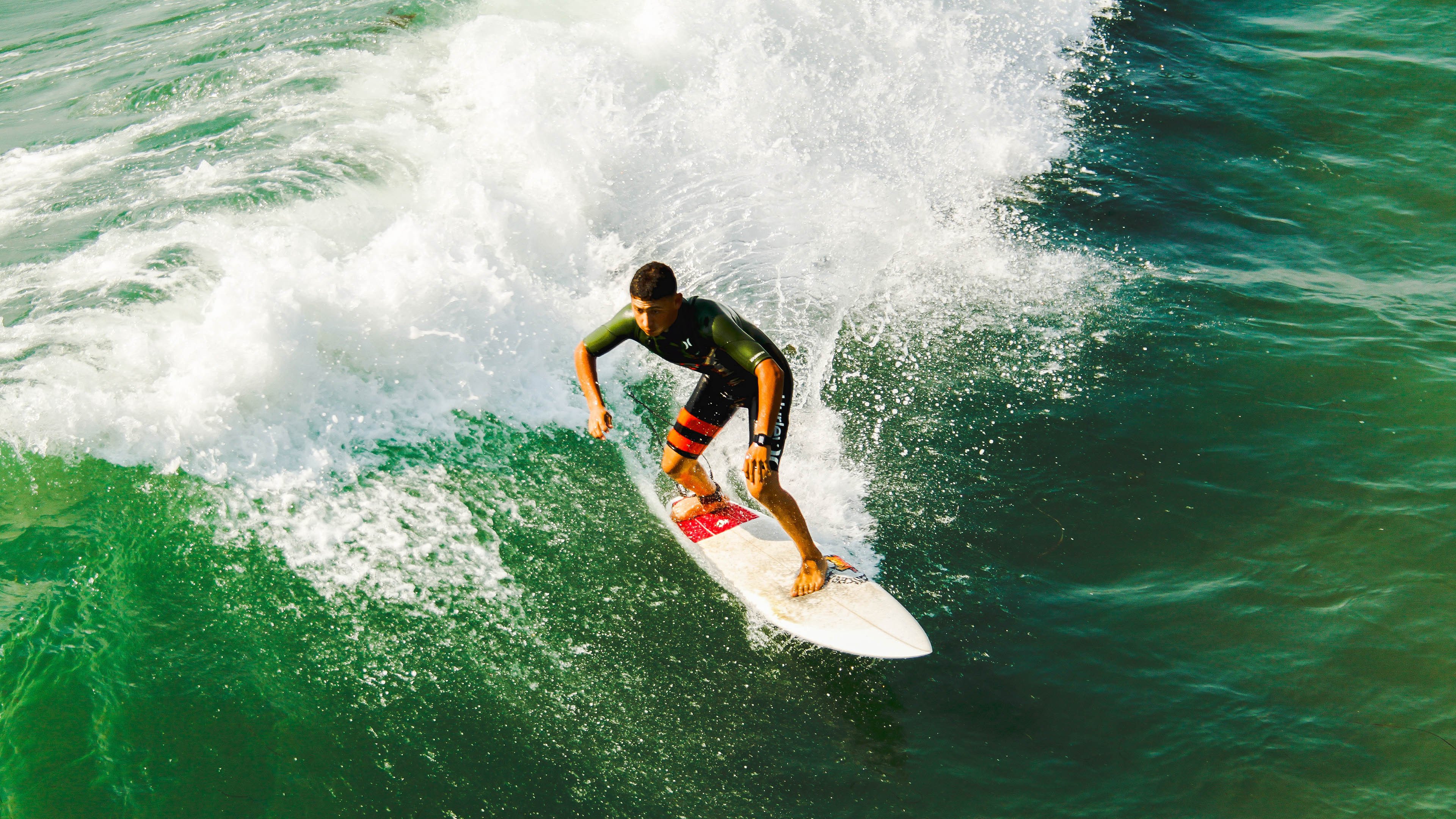 开云体育入口-杰伦·格林致命一击，当马刺的传承遇上活塞的钢铁意志
